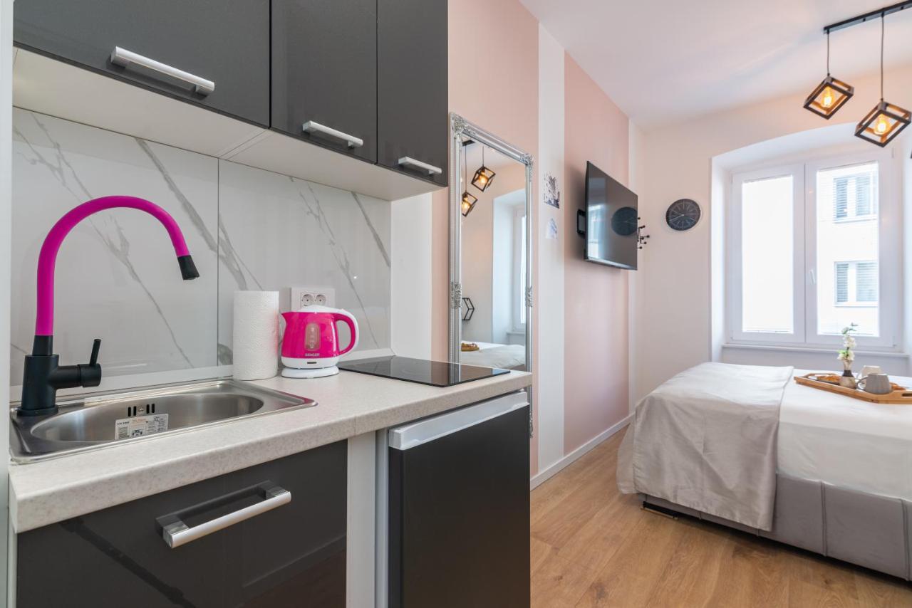 Apartments & Rooms Six Rijeka Luaran gambar