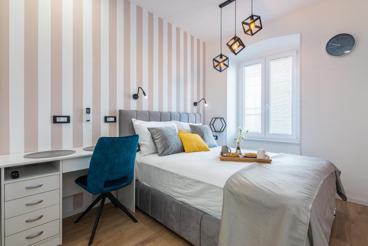 Apartments & Rooms Six Rijeka Luaran gambar