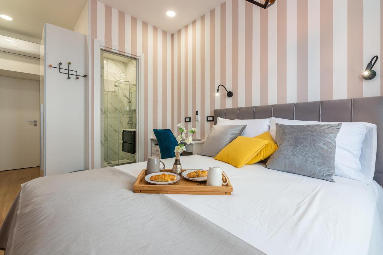 Apartments & Rooms Six Rijeka Luaran gambar